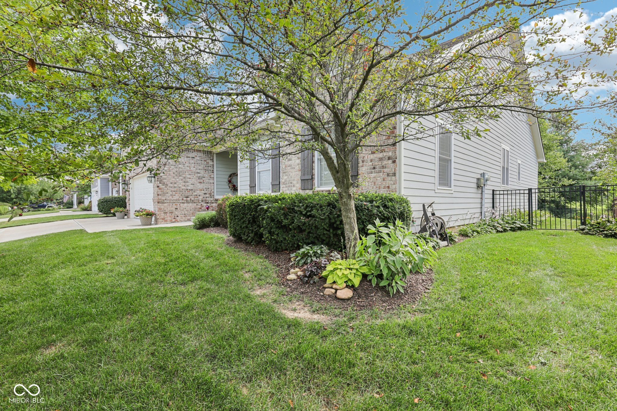 Property Photo: 18773 Wychwood Place IN 46062