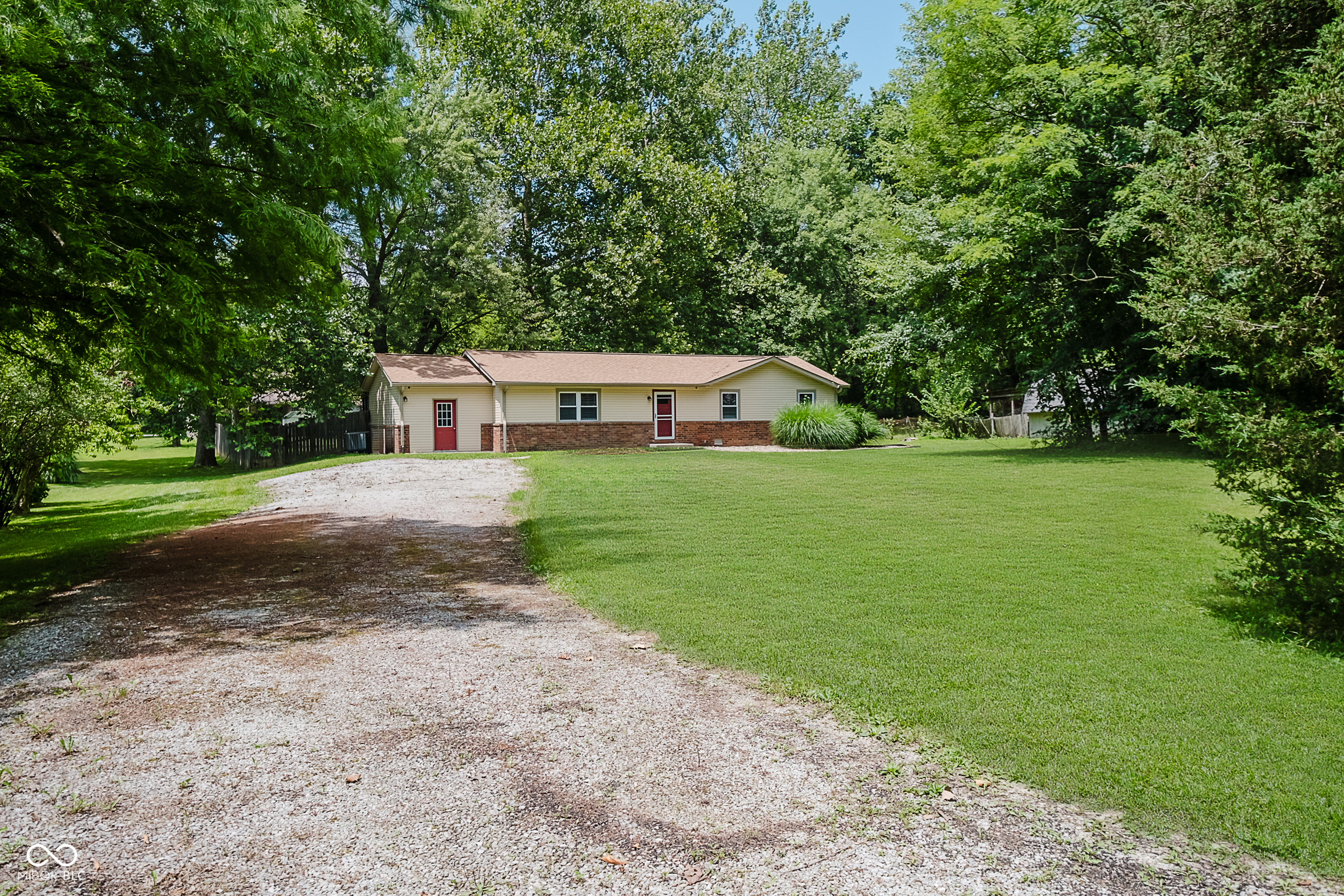 Property Photo: 10608 N Gasburg Road IN 46158
