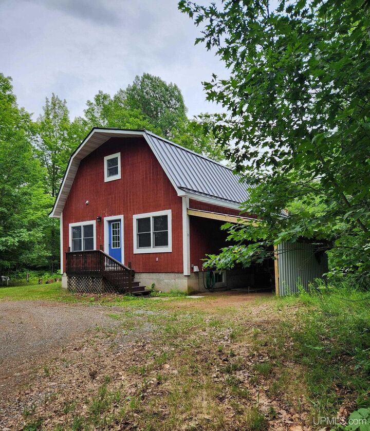 304 Co Rd Kci/Johnson Road  Marquette MI 49855 photo