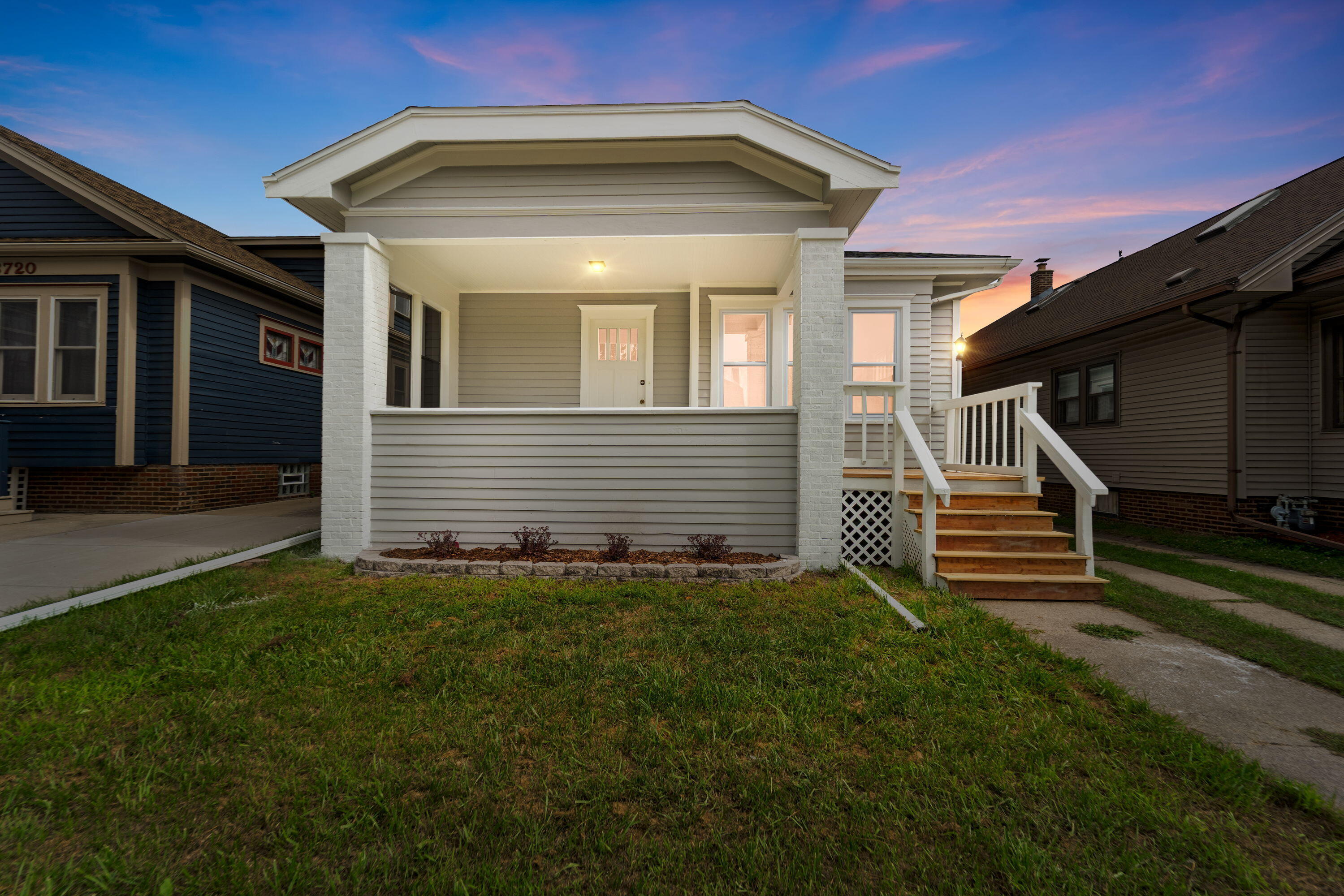 Property Photo: 3716 Lindermann Ave WI 53405