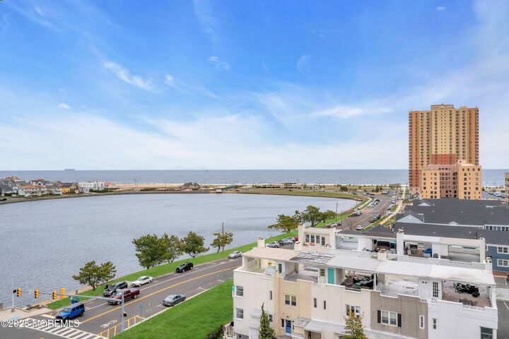 Property Photo:  400 Deal Lake Drive 7C  NJ 07712 