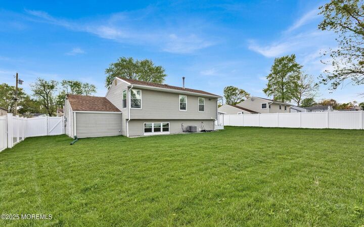 Property Photo:  14 Fairview Lane  NJ 07730 