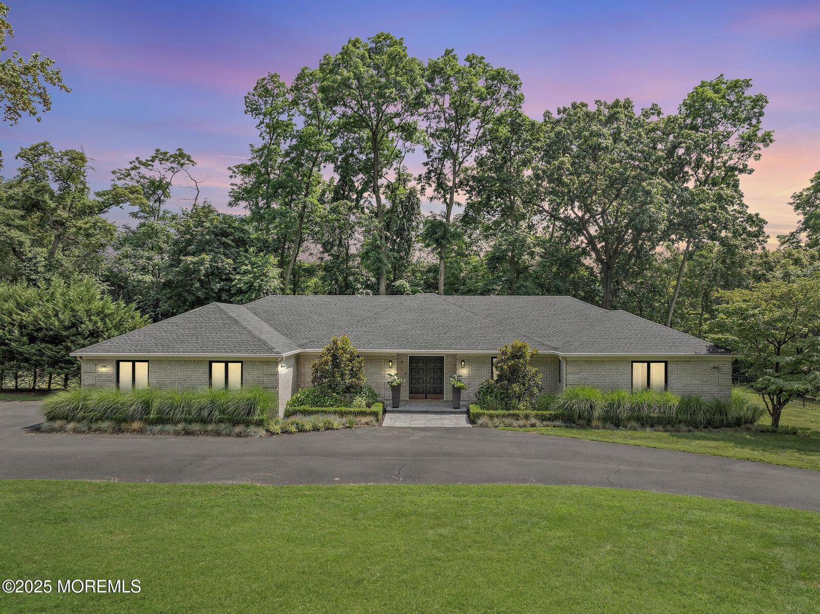 Property Photo: 6 Cobblestone Court NJ 07733