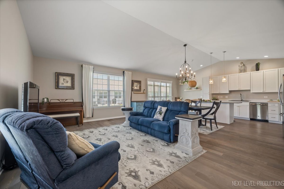 Property Photo: 1126 Mandalay Lane 1126 IL 60490