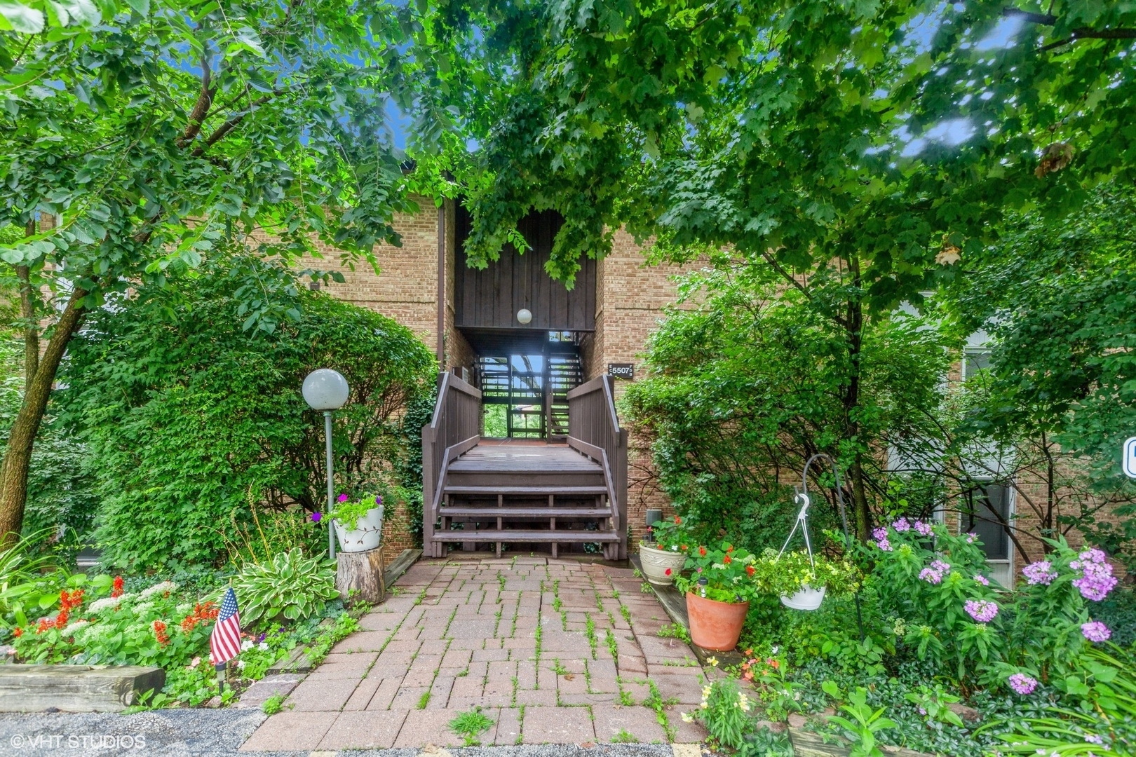 5507 E Lake Drive 101-B  Lisle IL 60532 photo