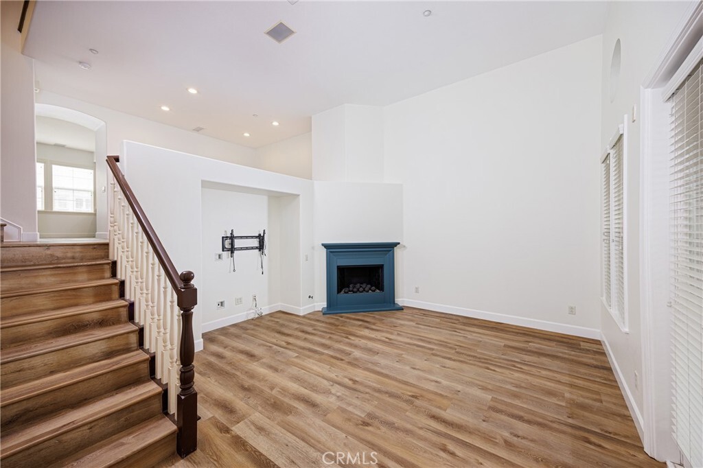 Property Photo: 6254 Seabourne Drive 47 CA 92648