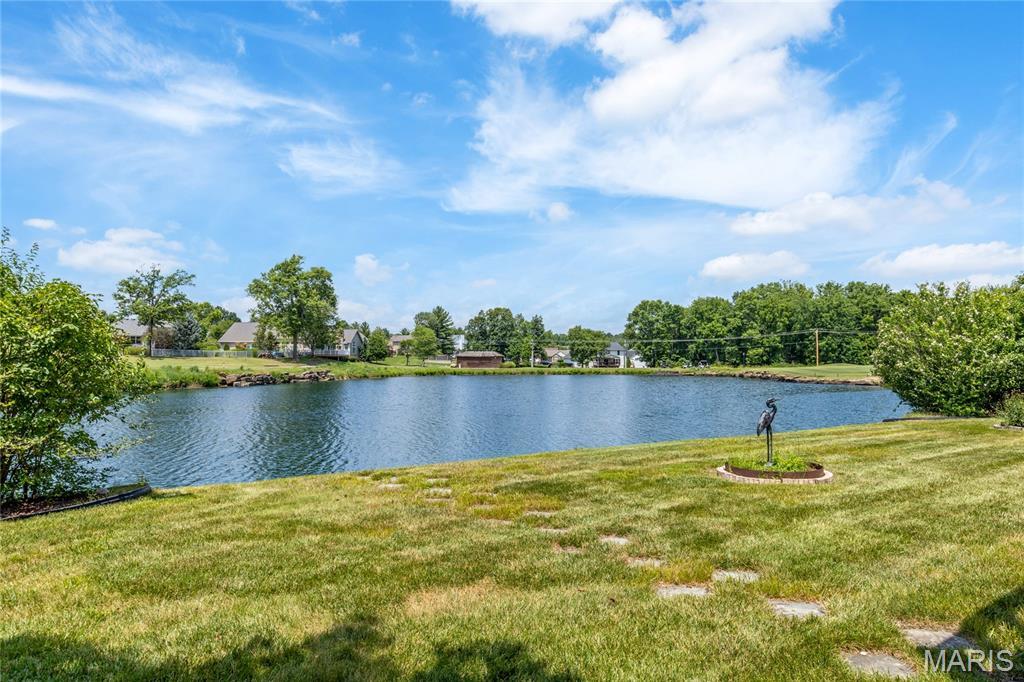Property Photo: 862 Whitmoor Drive MO 63304