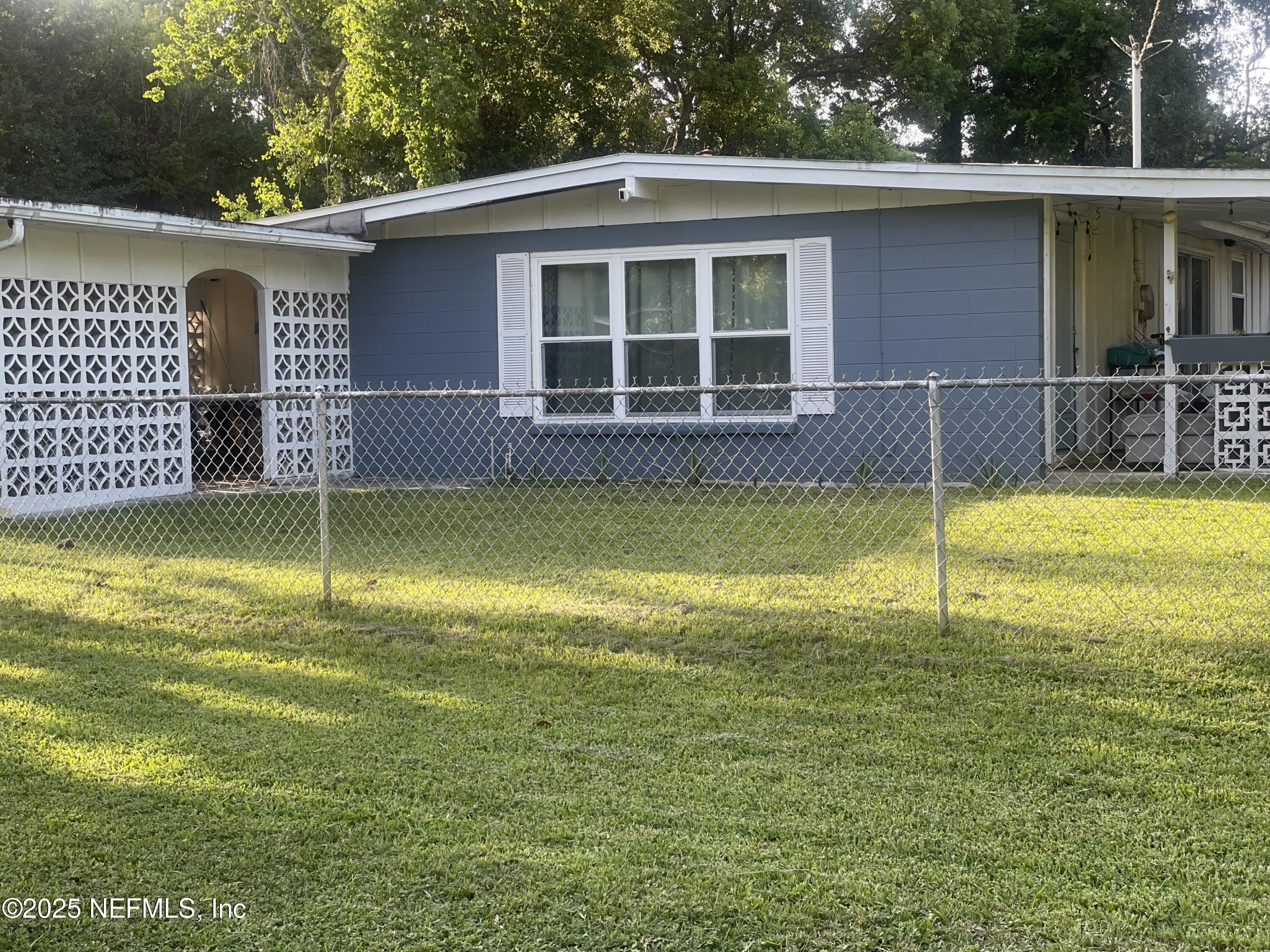 Property Photo:  3017 Lorman Drive  FL 32223 