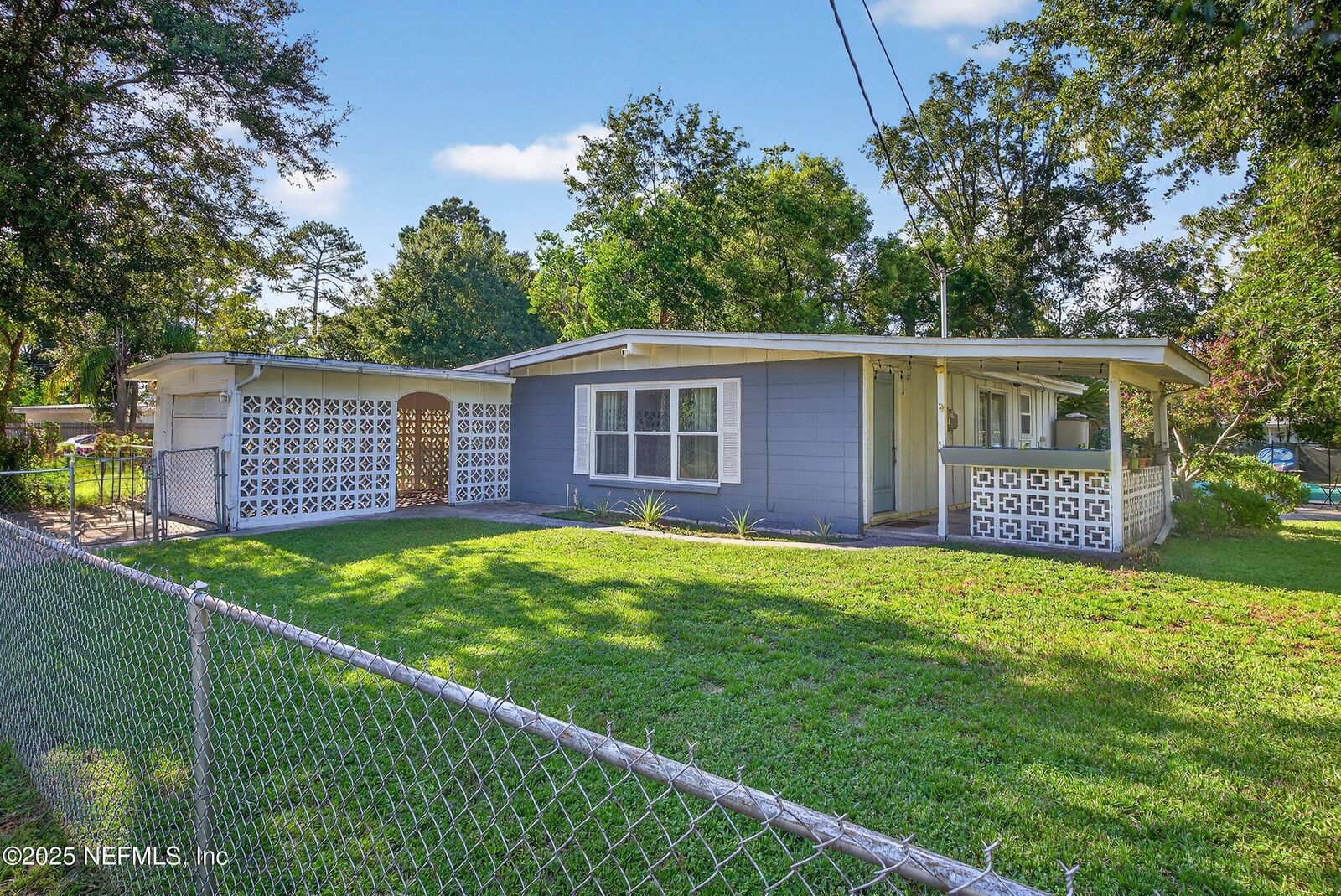 Property Photo:  3017 Lorman Drive  FL 32223 