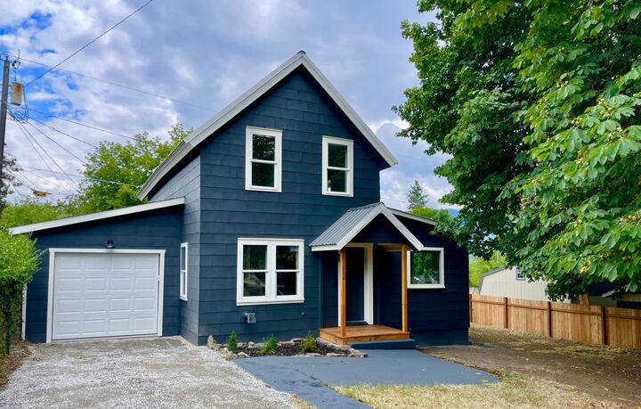 208 Woodland Street  Thompson Falls MT 59873 photo