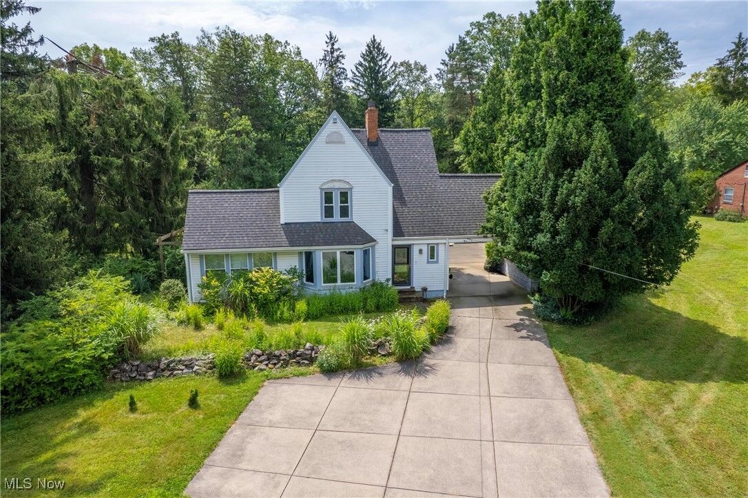 Property Photo: 8700 Fitzwater Road OH 44141