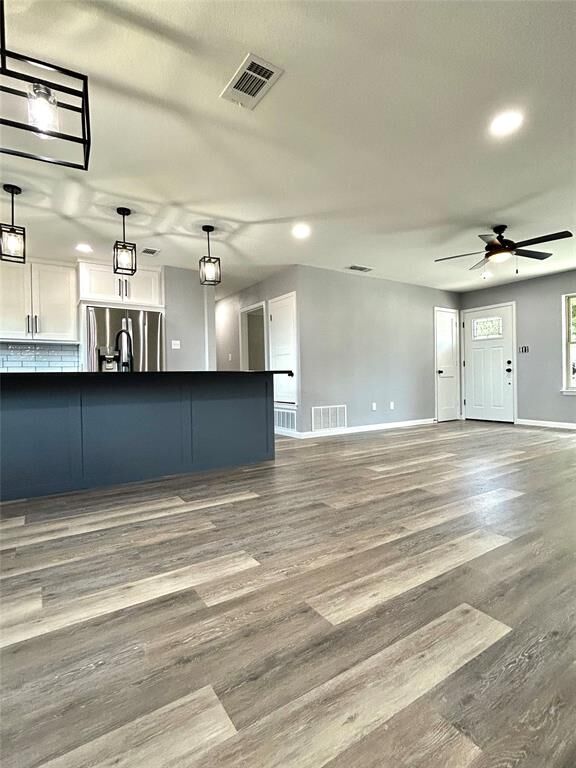 Property Photo: 183 Oakland Street TX 76450