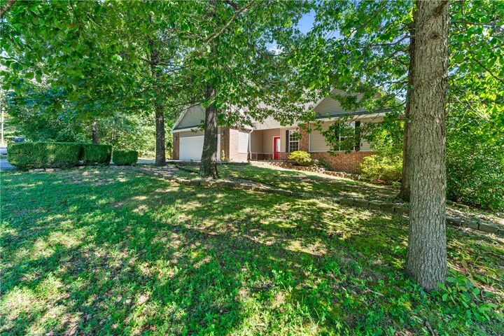 Property Photo: 23 Bridlington Drive AR 72714