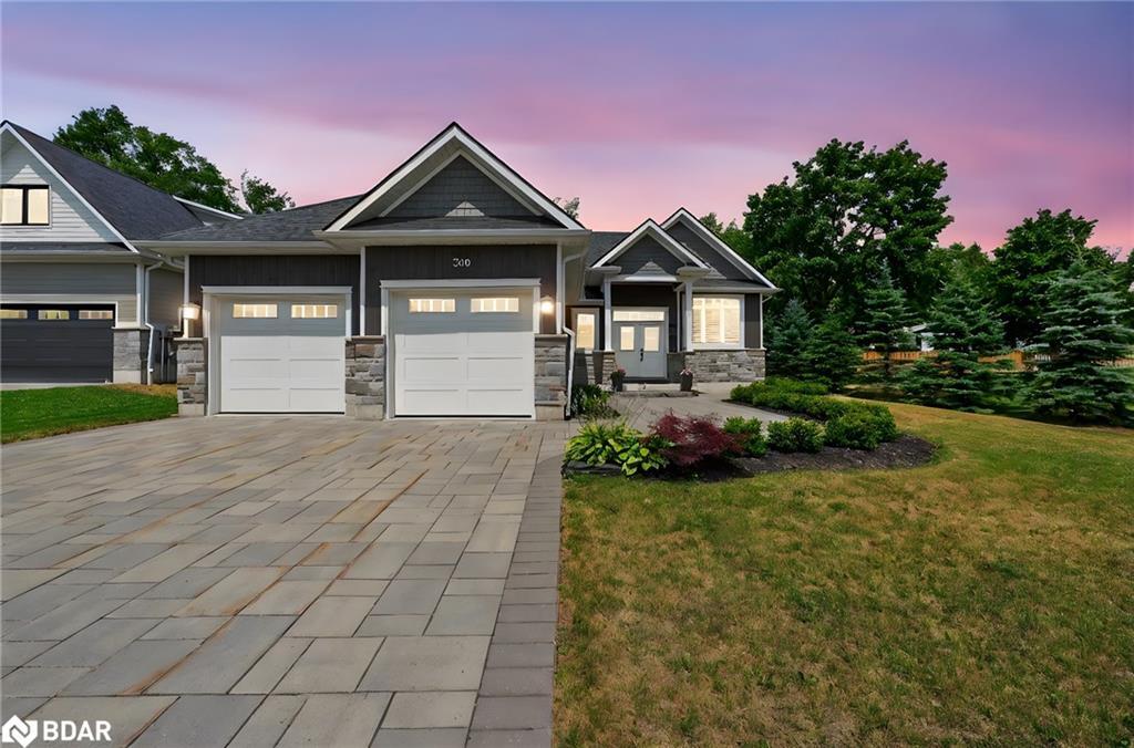 Property Photo: 300 Shanty Bay Road ON L4M 1E6
