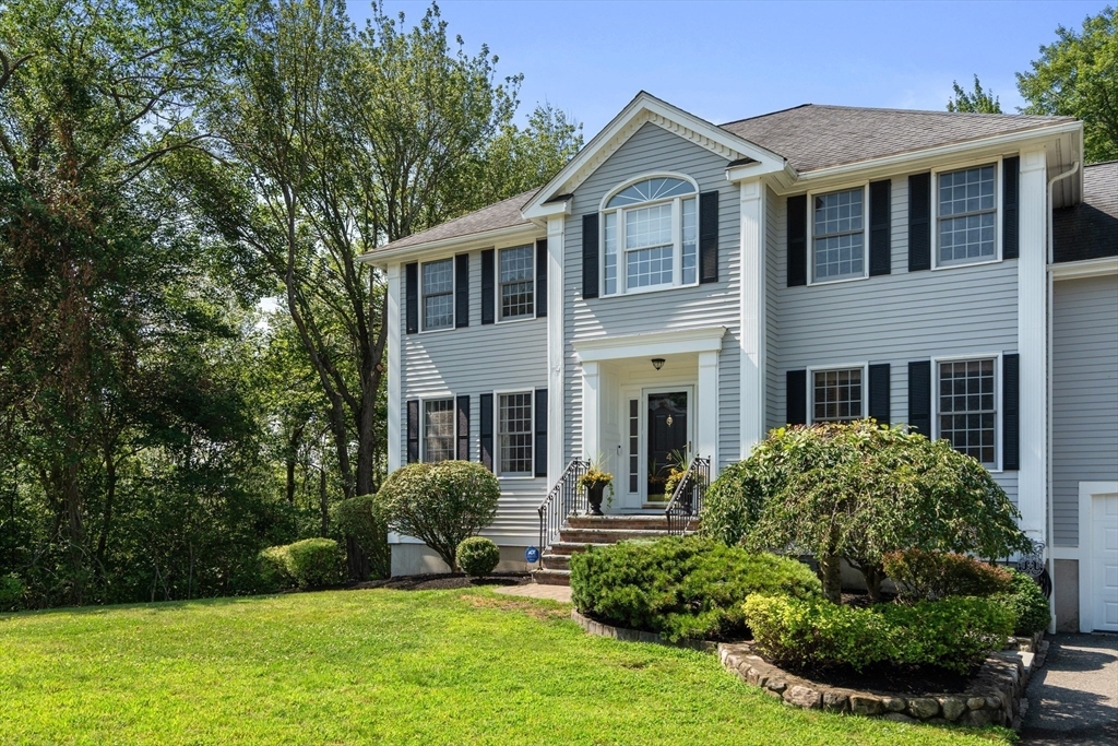 Property Photo: 4 Green Meadow Dr MA 01940