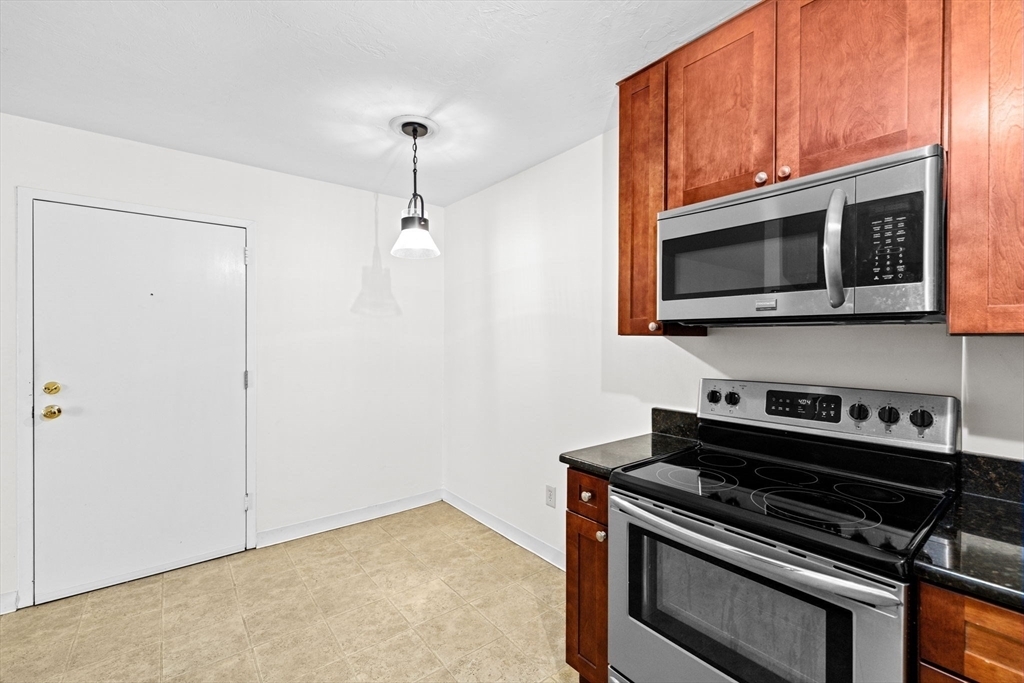 Property Photo: 5 Chapel Hill Dr 7 MA 02360