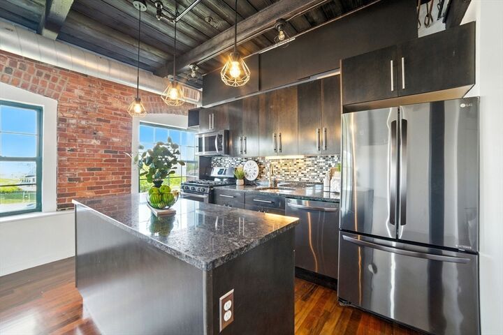 Property Photo: 210 Broadway 406 MA 02149