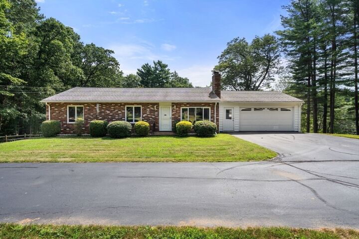 Property Photo: 749 Alpine Dr MA 01550