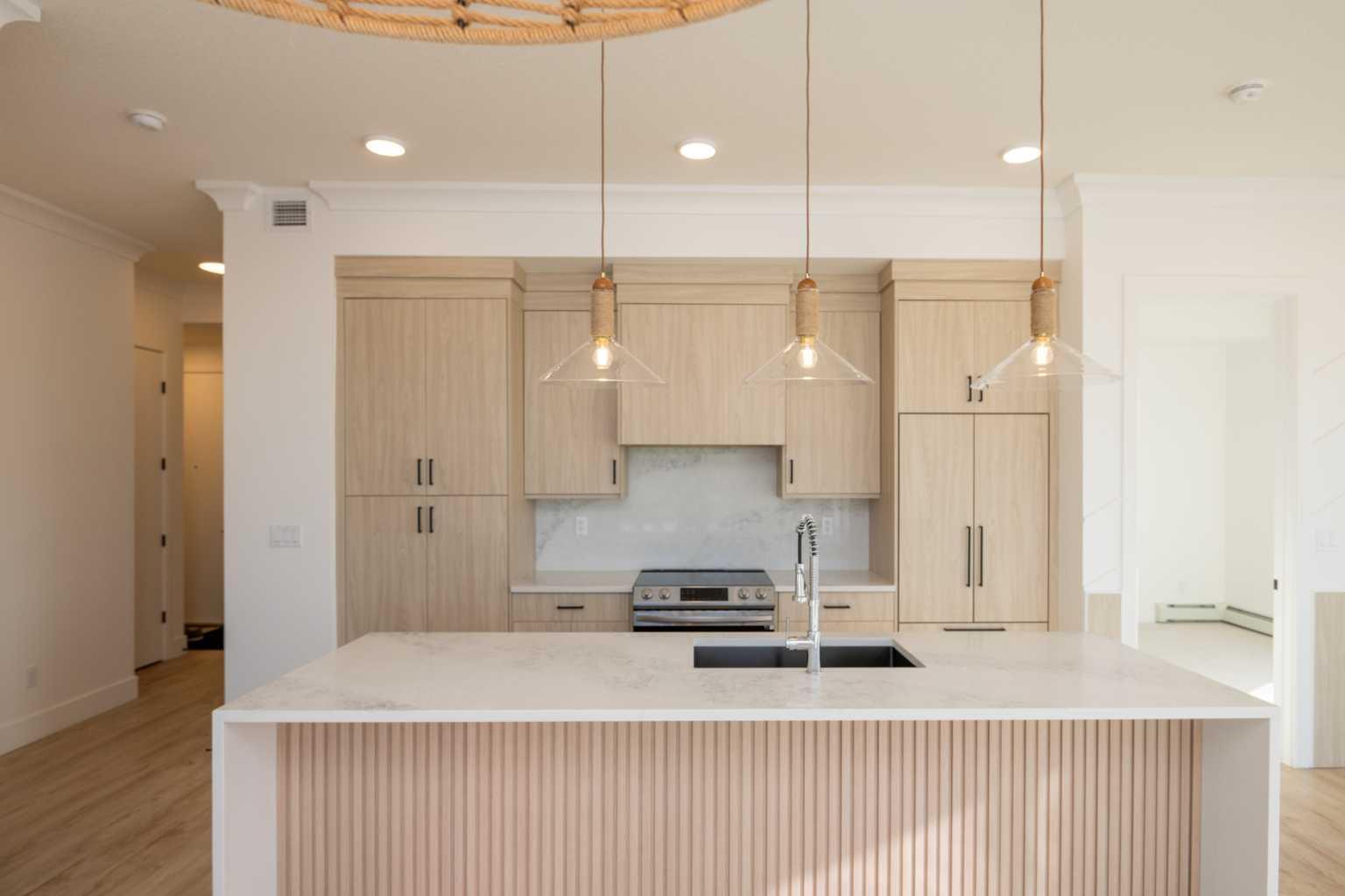 Property Photo: 330 Dieppe Drive SW 203 AB T3E 2L4
