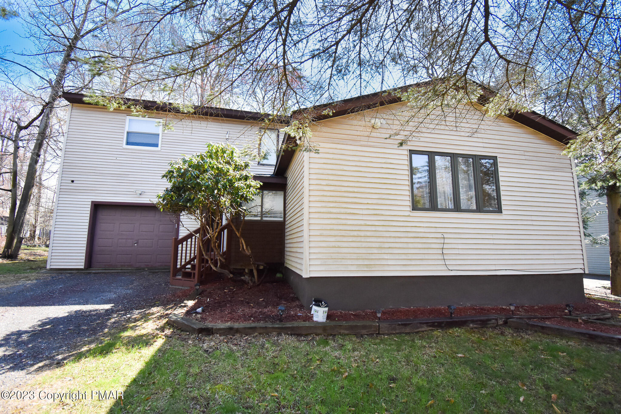 Property Photo: 7175 Mountain Drive PA 18466