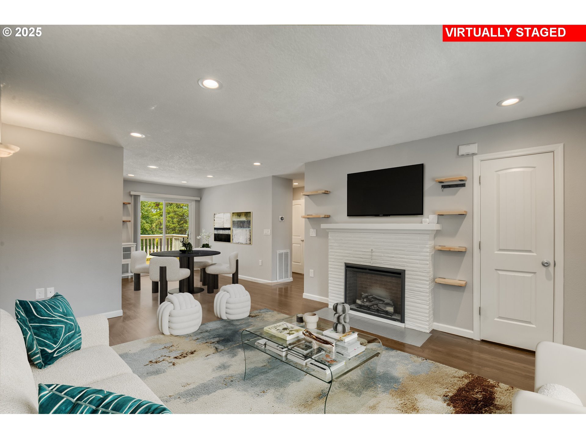 Property Photo: 1007 SE 112th Ave OR 97216
