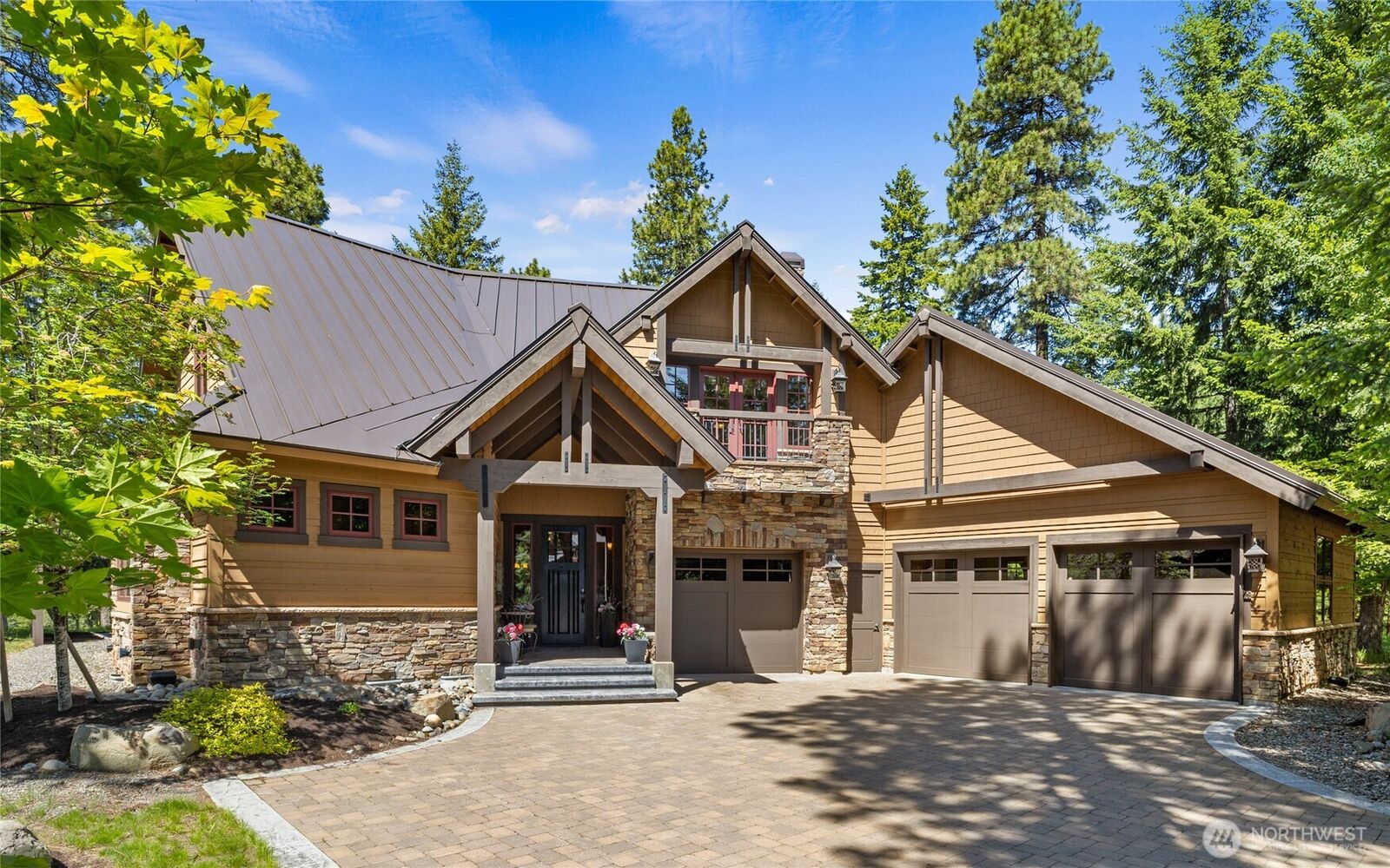 Property Photo:  1531  Larkspur Loop  WA 98922 