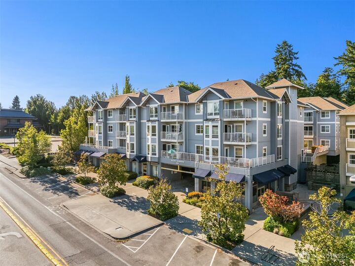 300  High School Road NE 419  Bainbridge Island WA 98110 photo