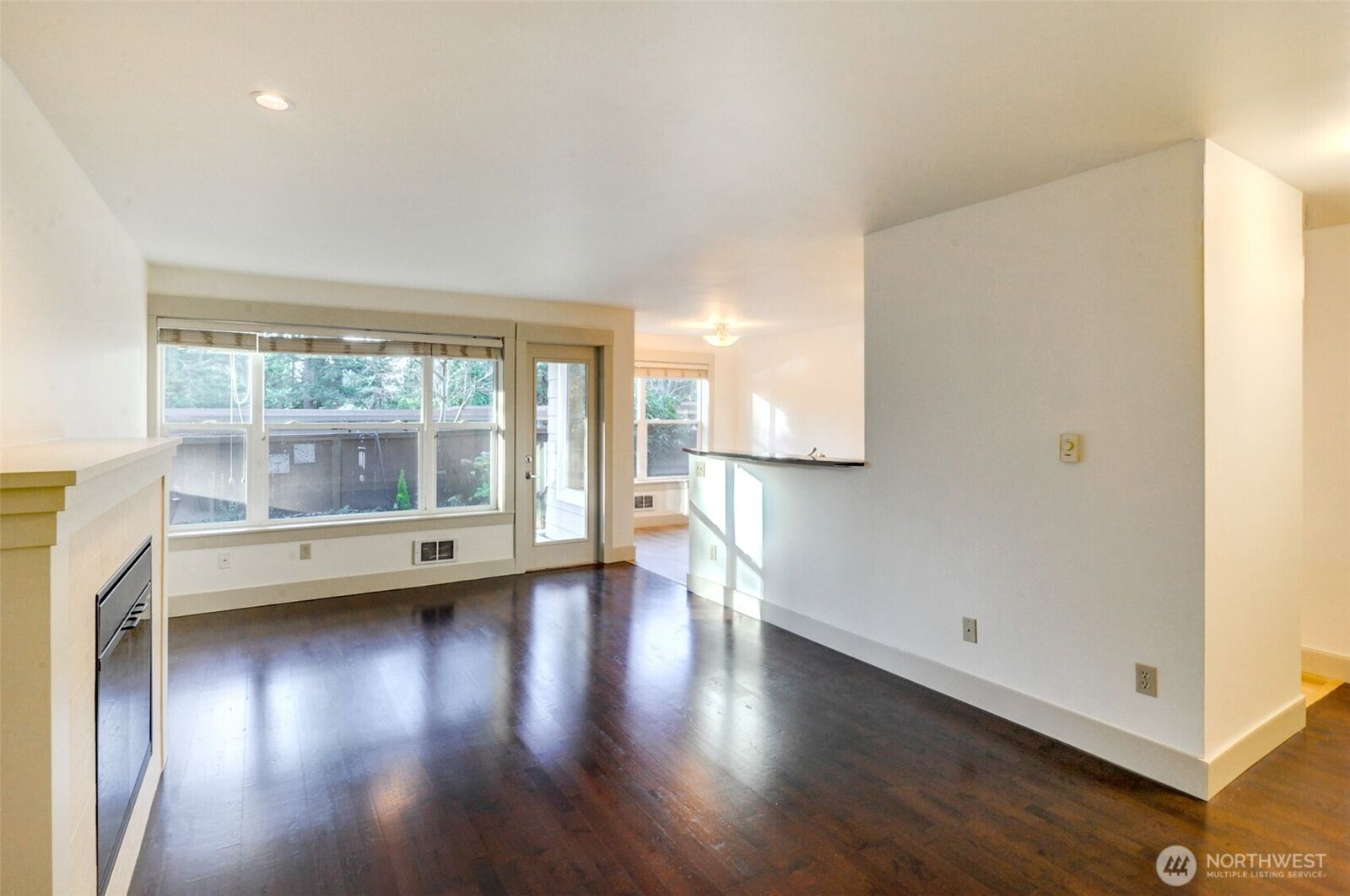 Property Photo: 23015 Edmonds Way A103 WA 98020