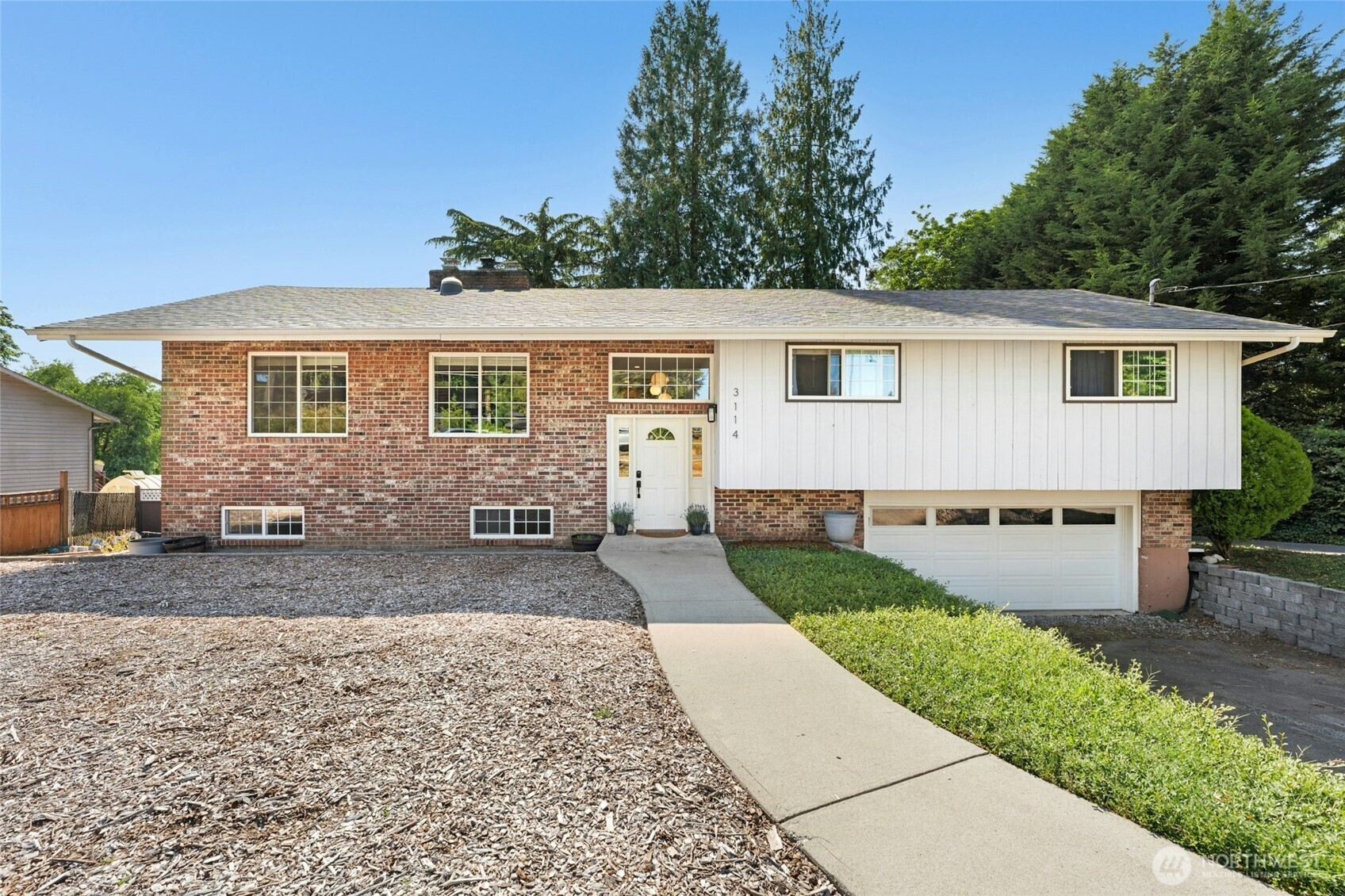 Property Photo: 3114 38th Avenue NW WA 98335