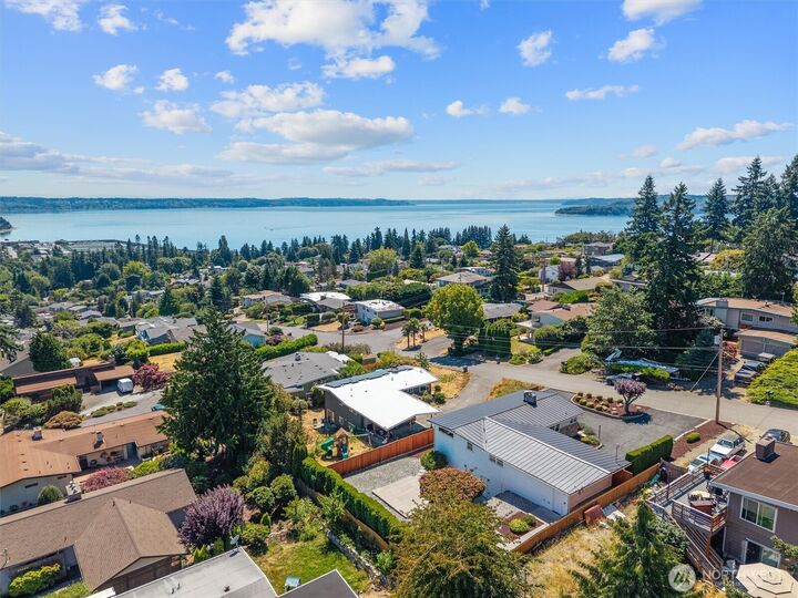 Property Photo: 21024 5th Avenue S WA 98198
