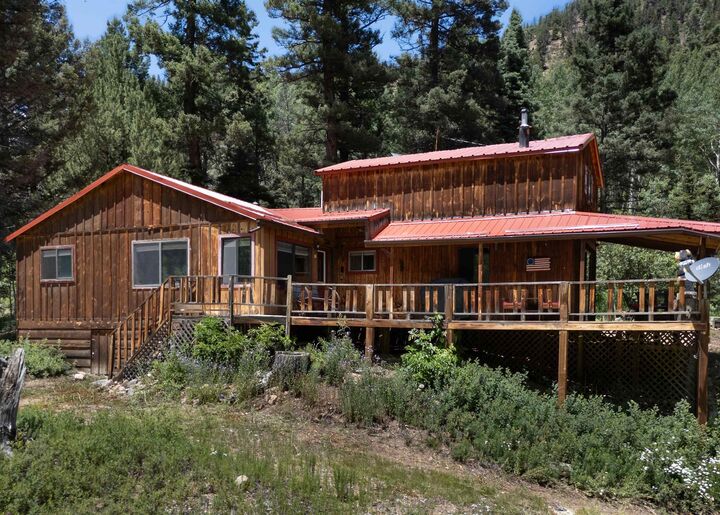 Property Photo: 33 Beaver Park NM 87558