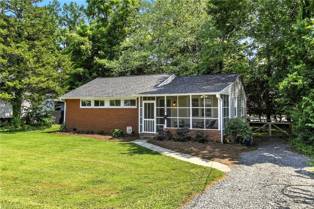 2814 Westridge Road  Winston-Salem NC 27103 photo