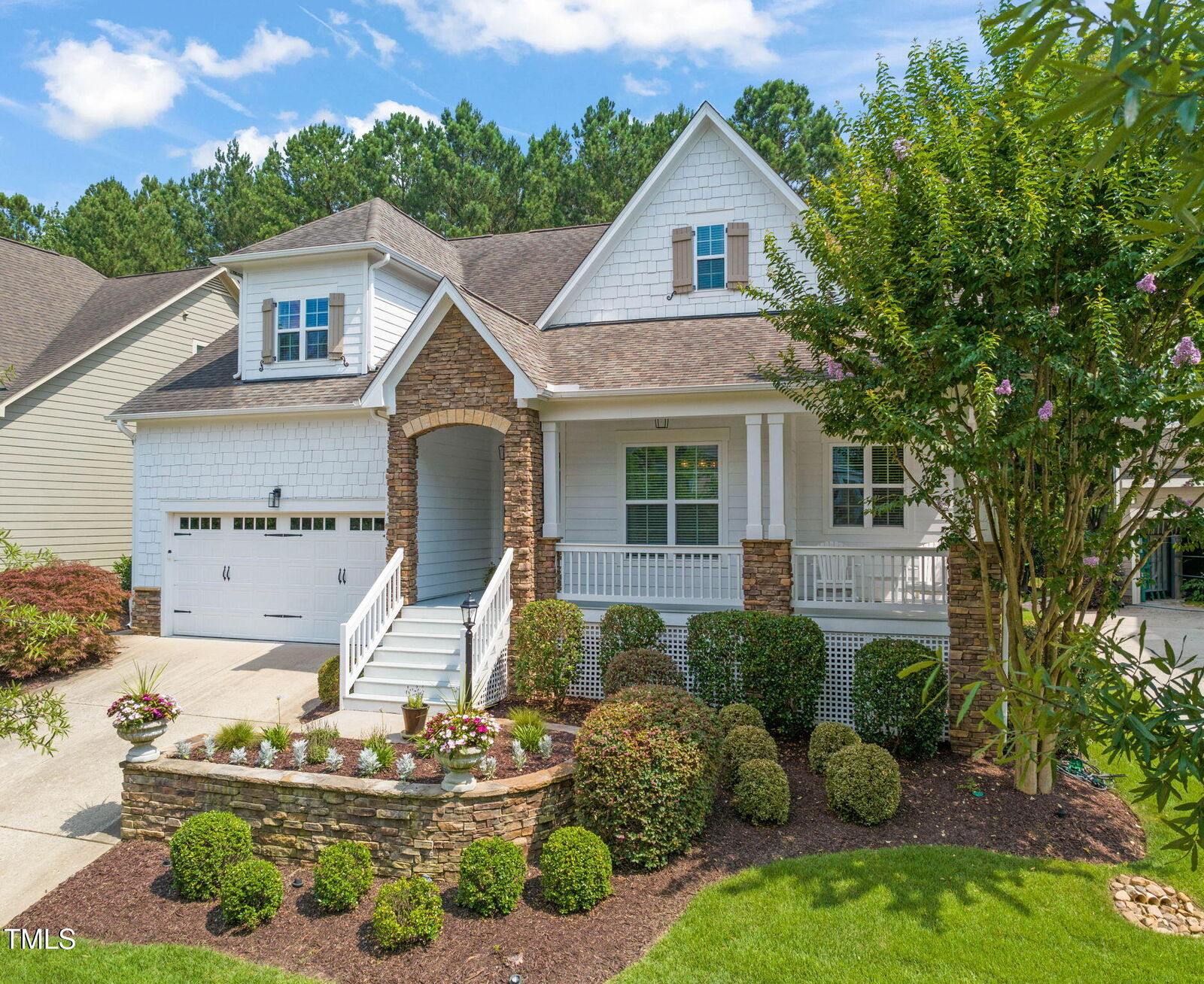 Property Photo: 521 Morning Oaks Drive NC 27540