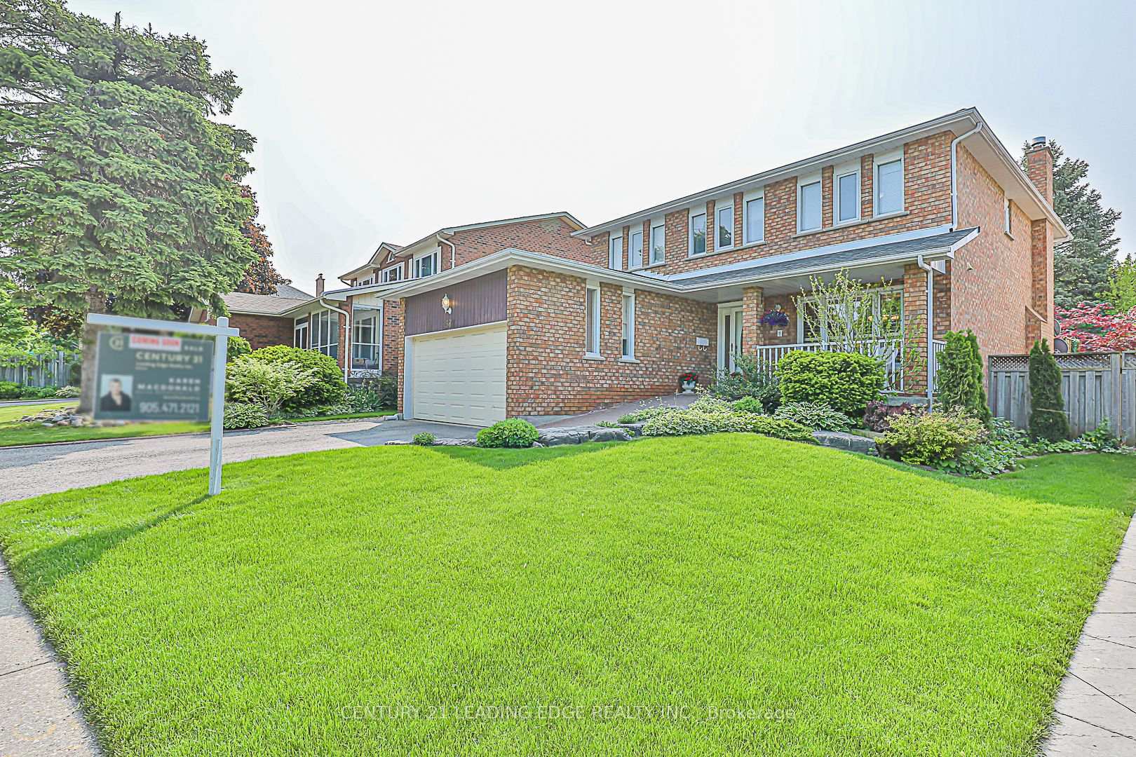 Photo de la propriété: 382 Raymerville Drive ON L3P 6M1