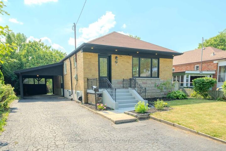 Property Photo:  57 Leahann Drive  ON M1P 1B8 