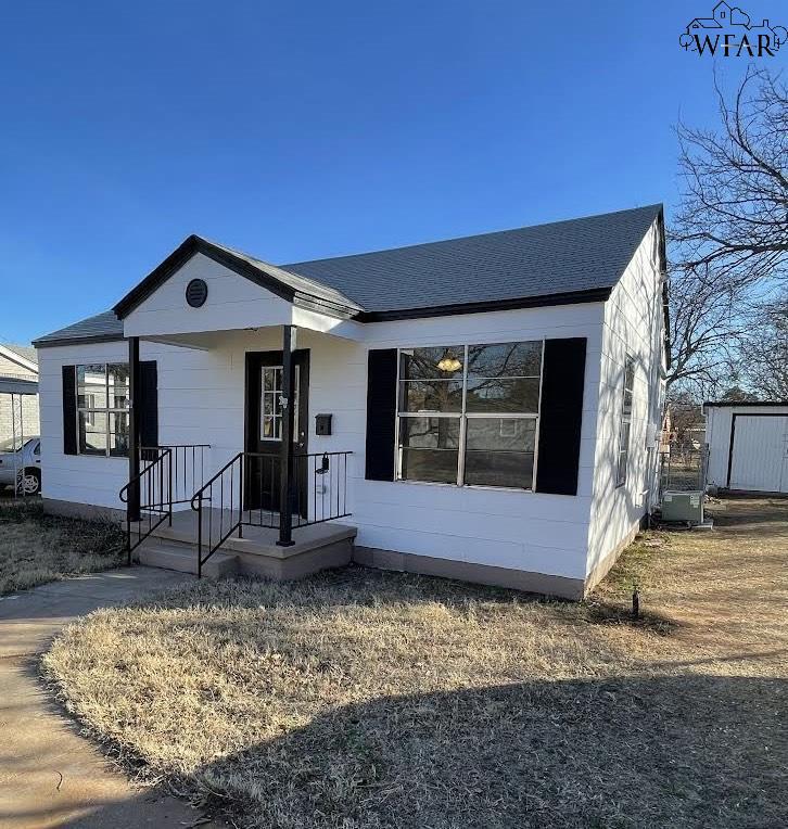 Property Photo:  3005 Kessler Boulevard  TX 76309 