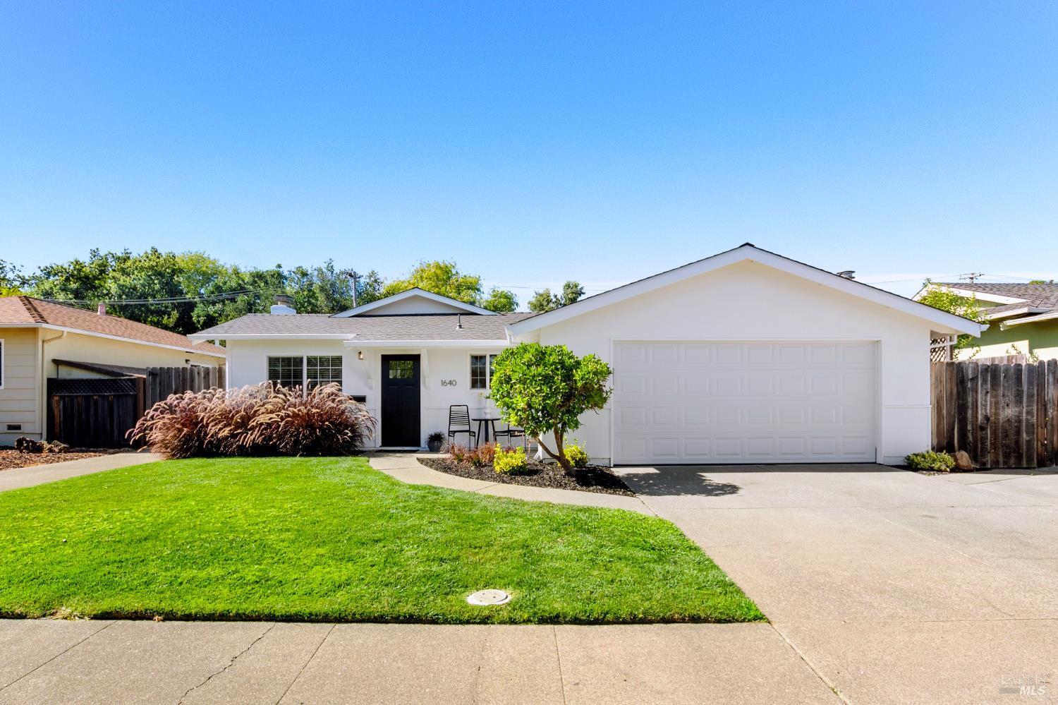 Property Photo: 1640 Bryce Court CA 94558