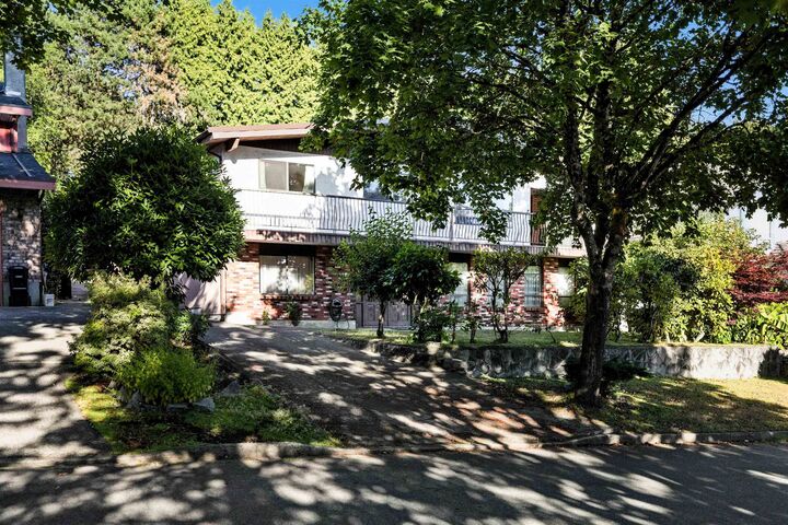 Property Photo: 1362 Phillips Avenue BC V5A 3Z3