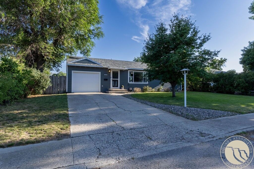 Property Photo: 2408 Wyoming Avenue MT 59102