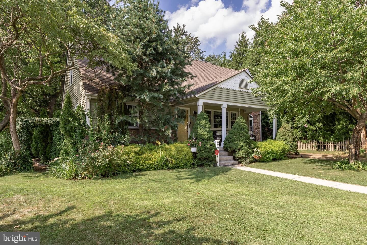 Property Photo: 279 Crystal Terrace NJ 08033