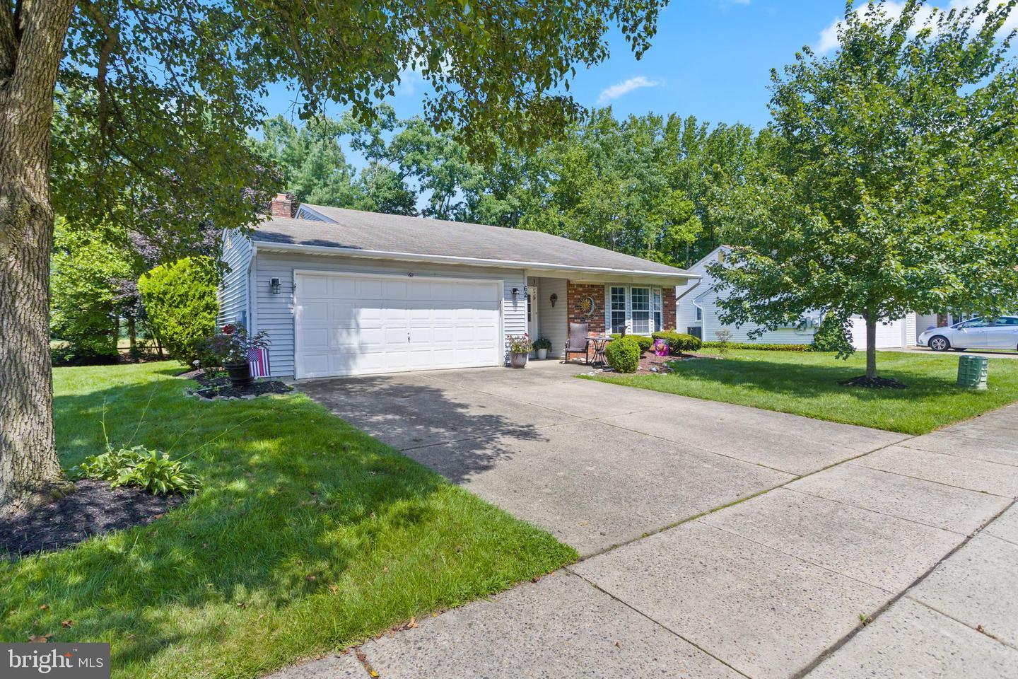 Property Photo:  62 Deep Hollow Lane N  NJ 08022 