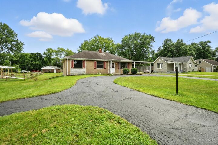 Property Photo: 2029 Springdale Road OH 45231