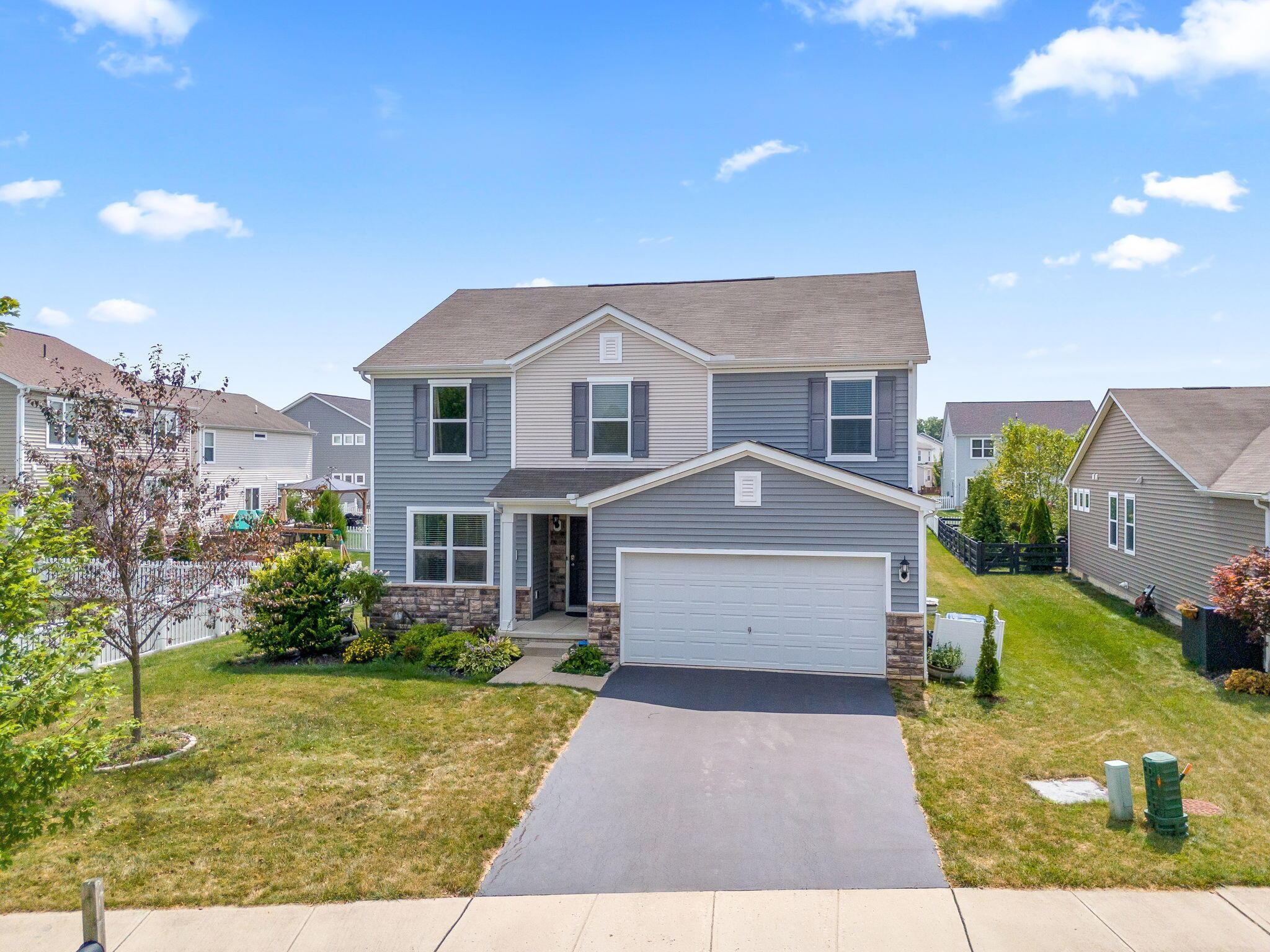 Property Photo: 165 Schellinger Street OH 43015