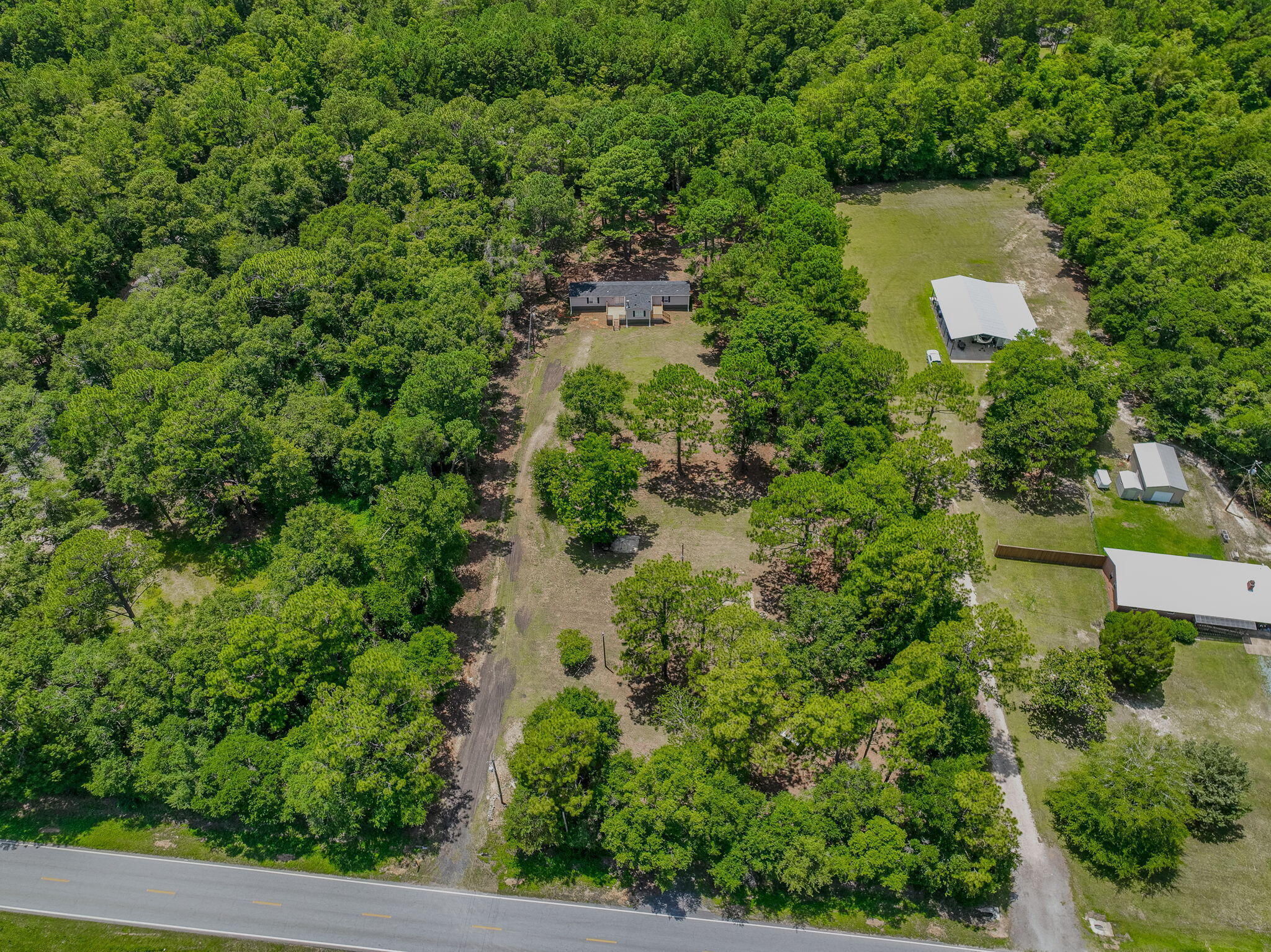 Property Photo: 5216 Galliver Cutoff FL 32531