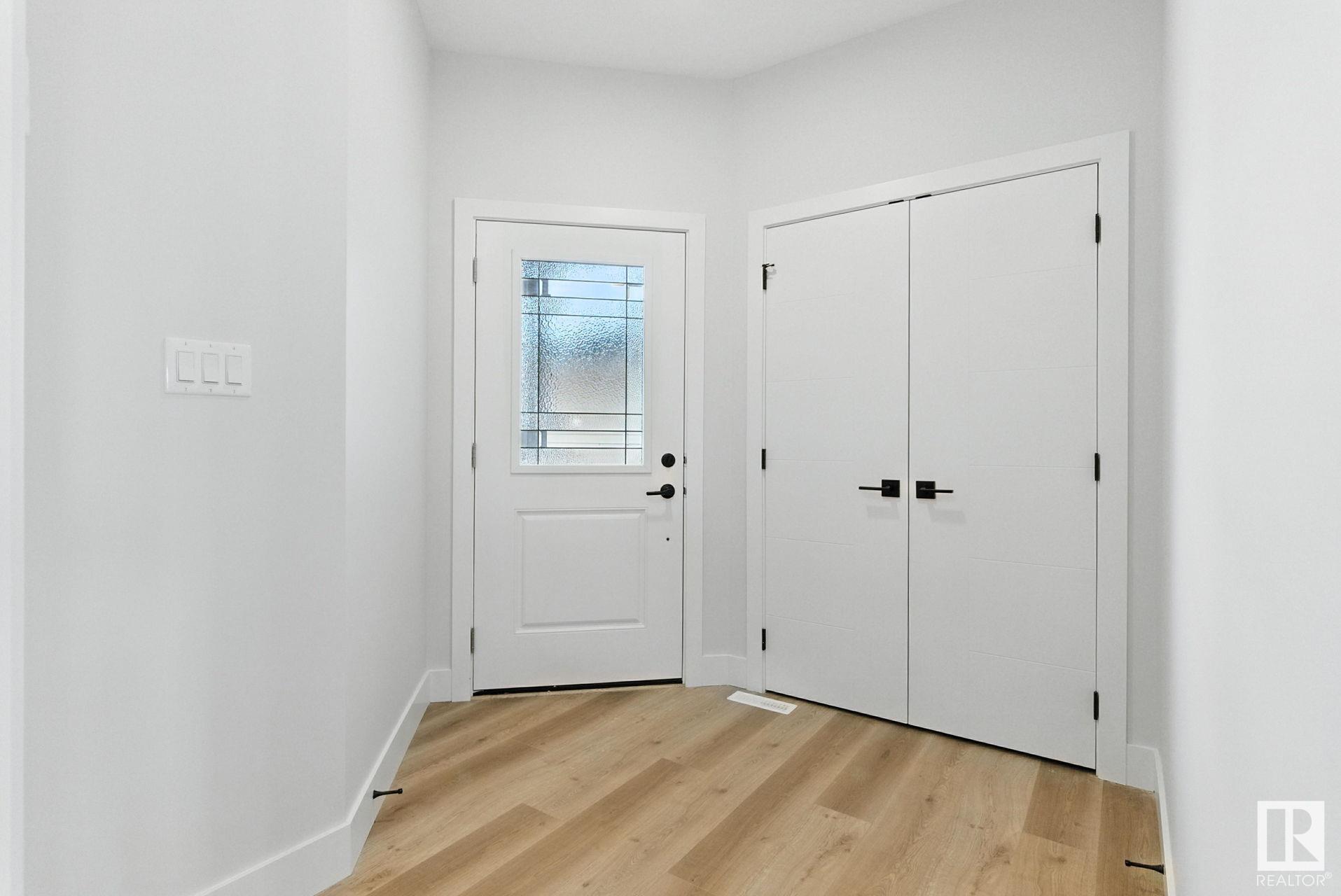 Property Photo:  8831 181 Avenue NW  AB T5Z 0X4 