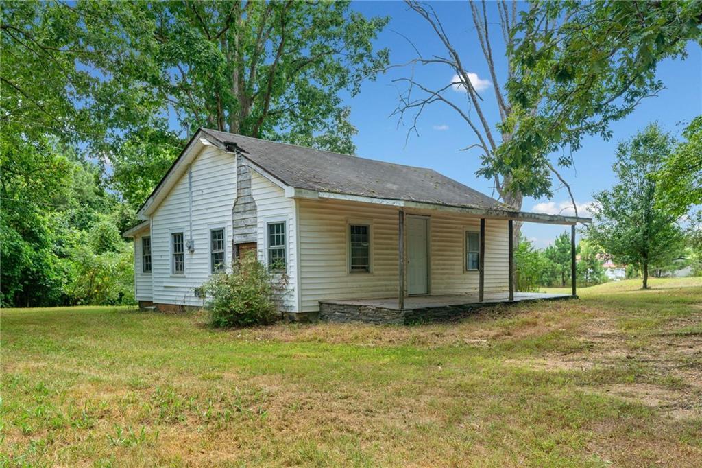 Property Photo: 200 Blue Haze Drive GA 30143