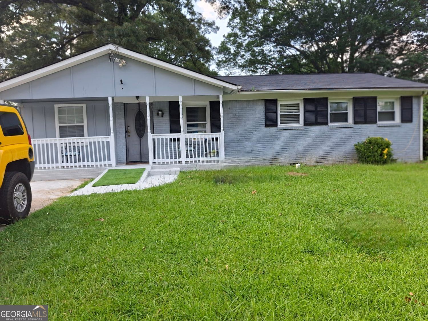Property Photo: 6643 Westfield Drive GA 30274