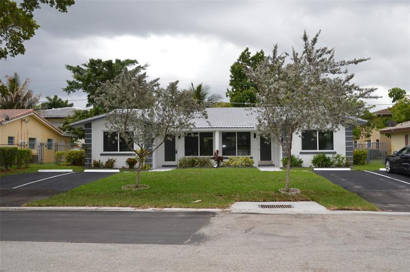Property Photo:  