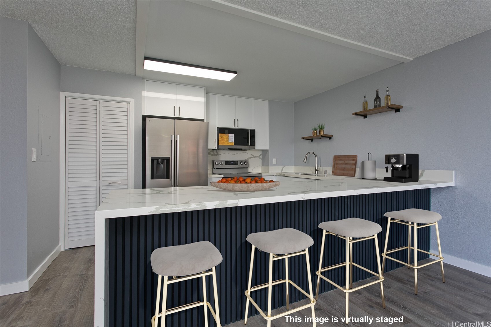 Property Photo: 55 S Kukui Street D602 HI 96813