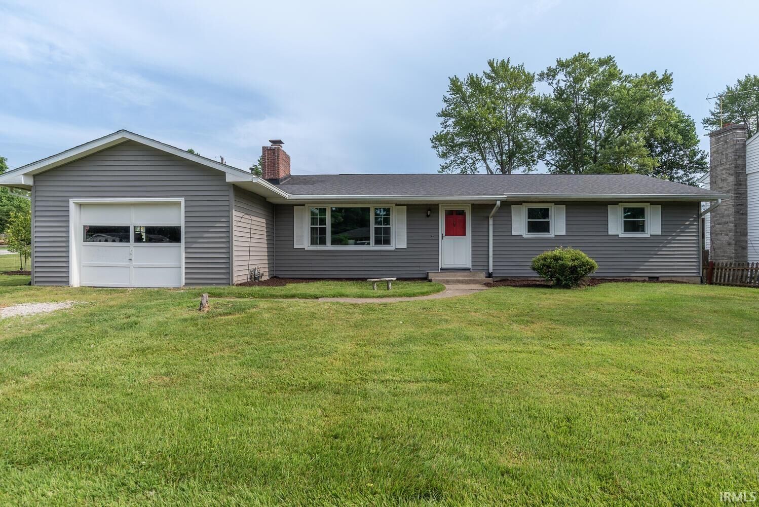 Property Photo: 1701 E Arden Drive IN 47401-6726
